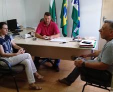 Representantes da Cohapar e da Prefeitura de Novo Itacolomi vistoriaram na última semana as obras de construção de 42 casas populares na cidade, na região do Vale do Ivaí. O empreendimento, que tem orçamento de quase R$ 2,4 milhões, faz parte de um projeto conjunto entre o Governo do Estado e a administração municipal dentro do programa Família Paranaense.