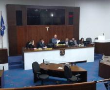 Representantes da Cohapar apresentaram detalhes do programa Morar Legal Paraná a vereadores de Campo Largo nesta semana. Em audiência pública, os técnicos da companhia expuseram a situação do projeto para o município, que consiste na regularização de 2.200 lotes e a entrega de títulos de propriedade às famílias. 