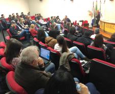 Técnicos da Cohapar concluíram nesta sexta-feira (24) mais quatro ciclos de treinamento com funcionários de prefeituras paranaenses para atualização do Plano Estadual de Habitação de Interesse Social do Paraná (PEHIS-PR). Ao todo, representantes de 114 prefeituras participaram ao longo dos últimos quatro dias das capacitações e trabalharão a partir de agora no cadastramento dos dados específicos sobre as demandas por moradias em suas localidades.