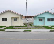 Casas foram financiadas com recursos do Governo do Estado pela Cohapar e fazem parte do plano de retomada da carteira imobiliária da empresa.