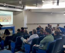 Com a participação de representantes de 22 municípios dos Campos Gerais e região, a Cohapar concluiu nesta terça-feira (4) a série de capacitações sobre o Sistema de Necessidades Habitacionais do Paraná (SISPEHIS). Foram 12 capacitações realizadas por todo o estado desde abril com o objetivo de treinar técnicos de prefeituras na inserção e atualização dos dados sobre as demandas por moradia em seus municípios na ferramenta online e integrada criada pela companhia.