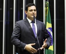 A Comissão de Constituição e Justiça e de Cidadania da Câmara dos Deputados aprovou, nesta quarta-feira (26), proposta que, para enquadramento dos interessados no programa Minha Casa Minha Vida, exclui do cálculo da renda familiar os benefícios da Previdência Social relativos à aposentadoria por invalidez, ao auxílio-doença e ao auxílio-acidente.