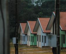 Entrega de moradias para 100 famílias de Marechal Cândido Rondon, no Oeste do Paraná, nesta segunda-feira (15). Marechal Cândido Rondon, 15/07/2019 -  Foto: Geraldo Bubniak/ANPr