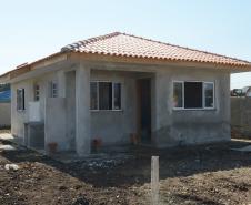 A Cohapar iniciou a venda de 47 novas moradias populares em Piraquara. As unidades fazem parte do Residencial Parque das Águas, que está com 26% do cronograma de obras concluído e deverá ser entregue aos futuros moradores no primeiro semestre de 2020.