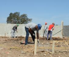 A Cohapar iniciou a venda de 47 novas moradias populares em Piraquara. As unidades fazem parte do Residencial Parque das Águas, que está com 26% do cronograma de obras concluído e deverá ser entregue aos futuros moradores no primeiro semestre de 2020.