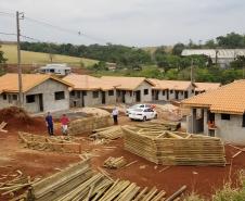 Ampere
Em apenas uma semana, técnicos da Cohapar de Curitiba visitaram as obras de construção de casas populares em 22 municípios do estado. A iniciativa faz parte de um novo modelo de gestão da companhia que visa garantir a qualidade das construções e a celeridade na execução dos trabalhos nos mais diferentes projetos em que a empresa possui participação.