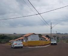 Santa Tereza do Oeste
Em apenas uma semana, técnicos da Cohapar de Curitiba visitaram as obras de construção de casas populares em 22 municípios do estado. A iniciativa faz parte de um novo modelo de gestão da companhia que visa garantir a qualidade das construções e a celeridade na execução dos trabalhos nos mais diferentes projetos em que a empresa possui participação.