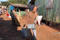 Famílias de São Miguel do Iguaçu são realocadas de áreas de risco para casas populares