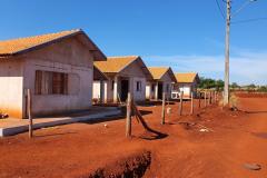 Construção de 41 casas populares em Jardim Alegre chega a 65% de execução