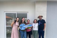 Mais 42 famílias de Campo Mourão recebem as chaves da casa própria com a ajuda do Governo do Estado