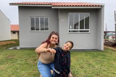 64 famílias de Campo Mourão recebem as chaves da casa própria com subsídio do Casa Fácil Paraná