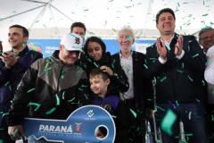 Governador inaugura condomínio clube com 864 apartamentos em Almirante Tamandaré