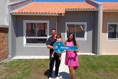 Com subsídio do Estado, 33 famílias de Palmeira recebem as chaves de seus novos lares