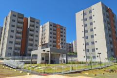 Estado investe R$ 2,5 milhões e entrega residencial com 160 apartamentos em Apucarana