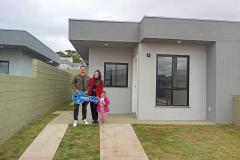 Em Ponta Grossa, condomínio com 47 casas é inaugurado com recursos estaduais