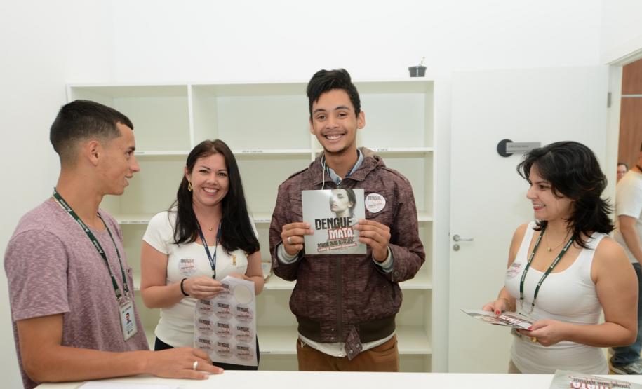 Cohapar reforça campanha estadual de combate à dengue