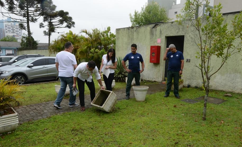 Cohapar reforça campanha estadual de combate à dengue