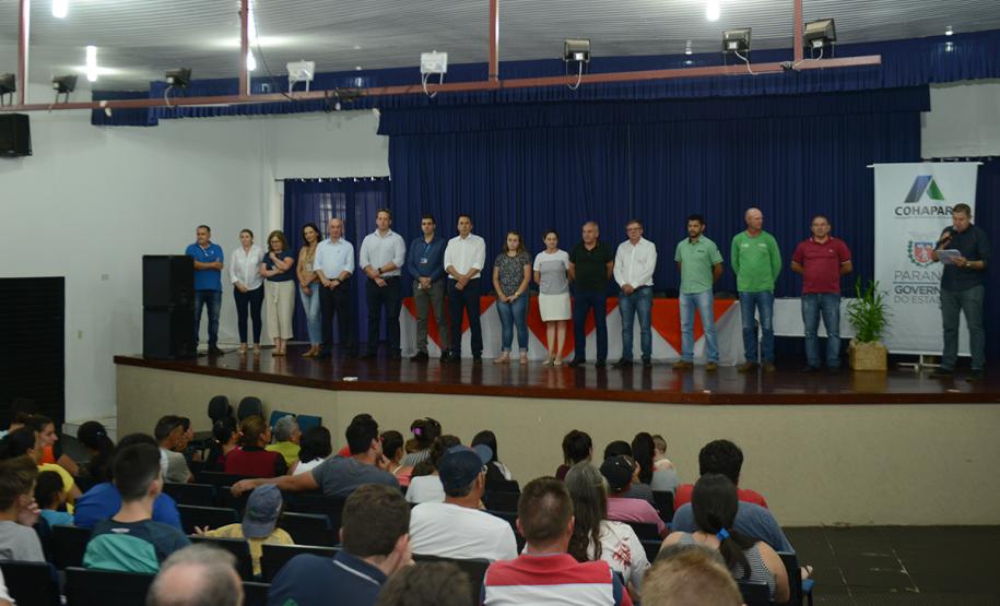 Imóveis são entregues a 29 famílias de Itapejara D Oeste