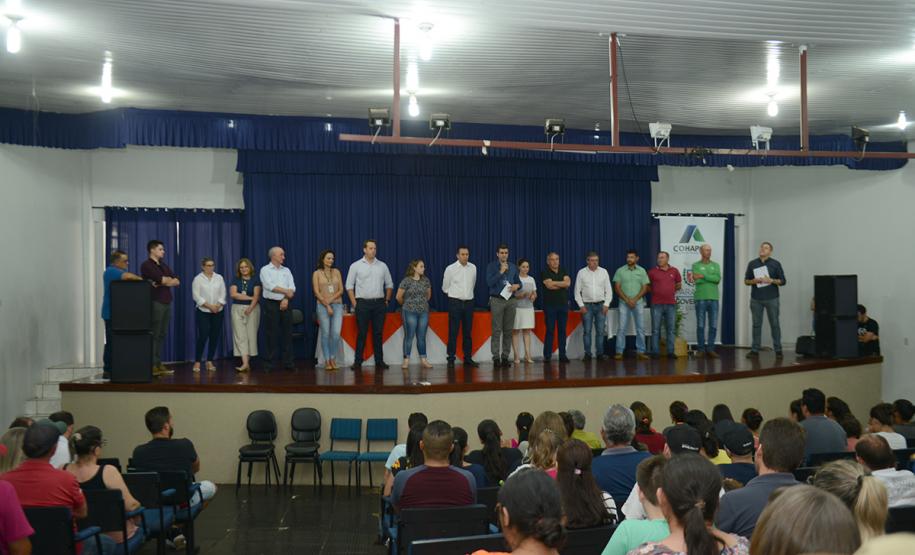 Imóveis são entregues a 29 famílias de Itapejara D Oeste