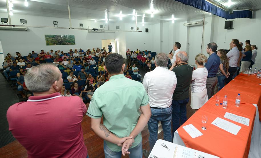 Imóveis são entregues a 29 famílias de Itapejara D Oeste