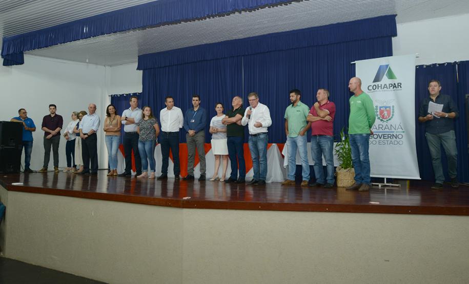 Imóveis são entregues a 29 famílias de Itapejara D Oeste