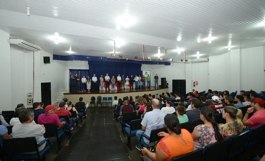 Imóveis são entregues a 29 famílias de Itapejara D Oeste