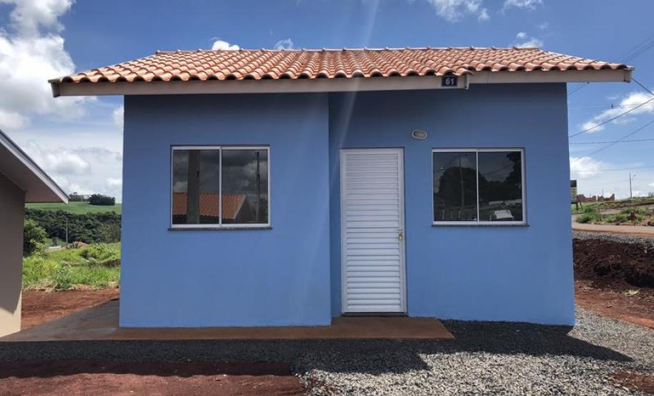 Famílias carentes conquistam casas próprias em Marilândia do Sul