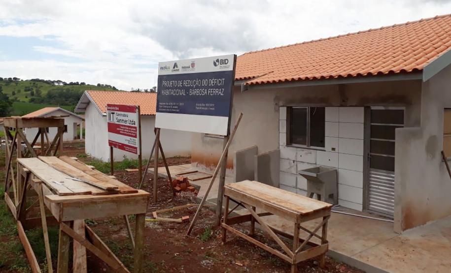 Obras de moradias para famílias carentes avançam na região Noroeste