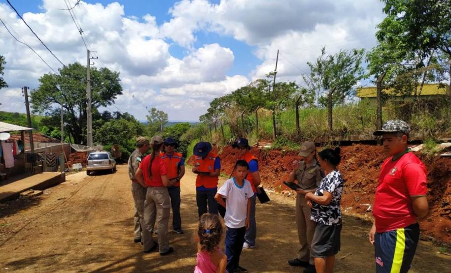 Governo lança programa para reduzir favelas no Paraná