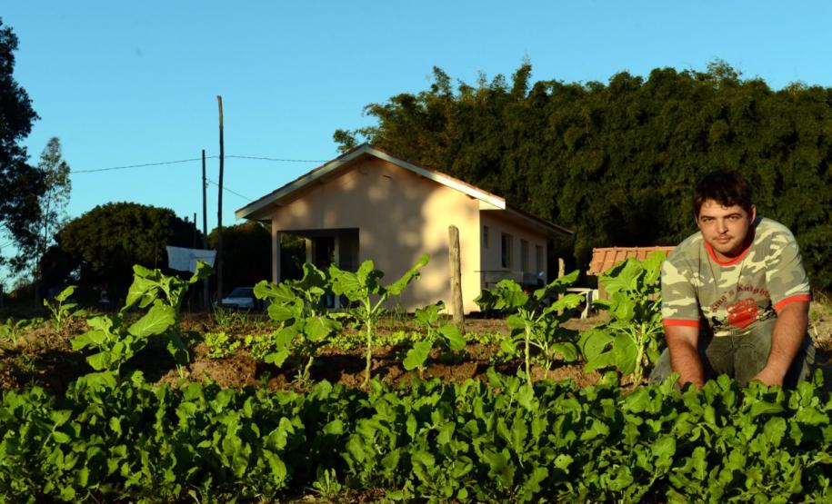 Governo do Paraná e Banco do Brasil financiarão construção de moradias para agricultores familiares