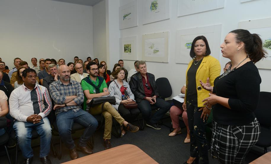Cohapar sedia encontro de controladores internos do Paraná