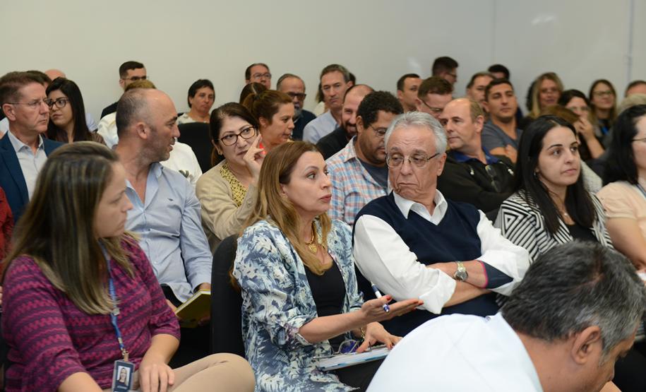 Cohapar sedia encontro de controladores internos do Paraná