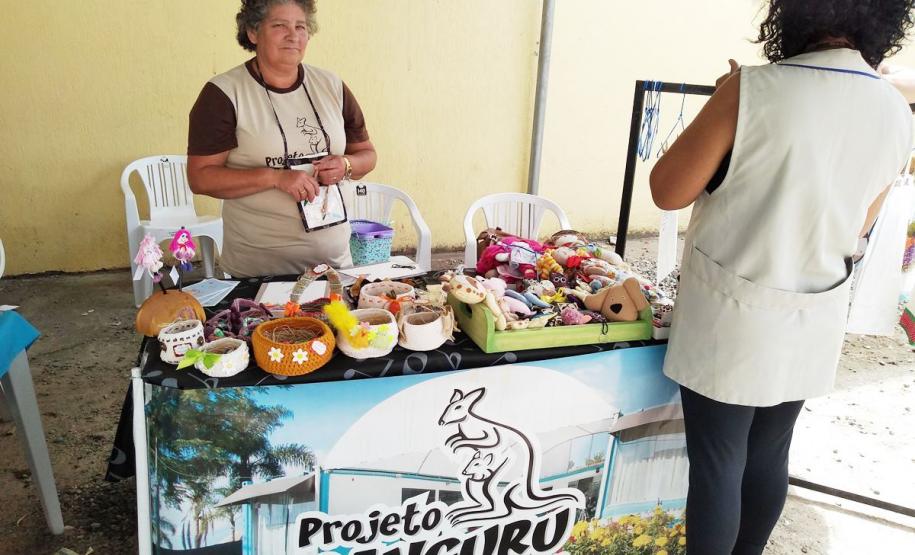 Moradores do Guarituba realizam feira de produtos e serviços em Piraquara