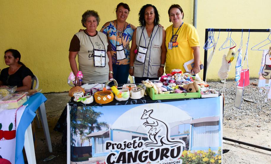 Moradores do Guarituba realizam feira de produtos e serviços em Piraquara