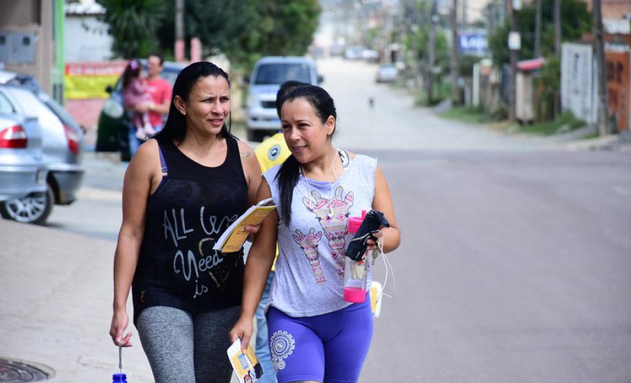 Moradores do Guarituba realizam feira de produtos e serviços em Piraquara