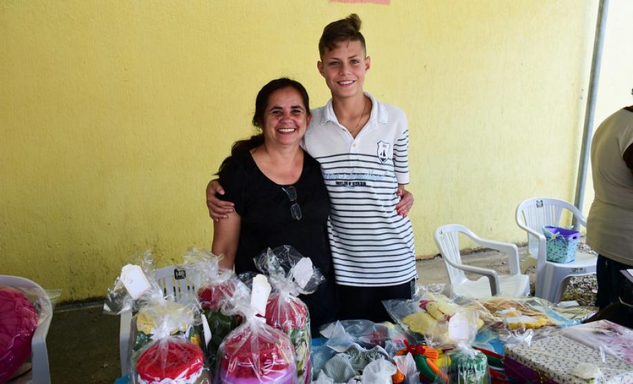 Moradores do Guarituba realizam feira de produtos e serviços em Piraquara