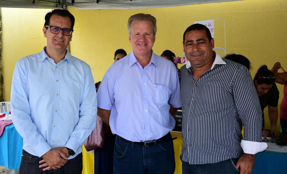 Moradores do Guarituba realizam feira de produtos e serviços em Piraquara