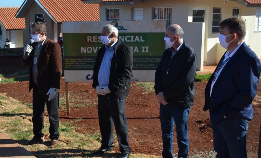 Casas populares são entregues a 50 famílias de Nova Aurora