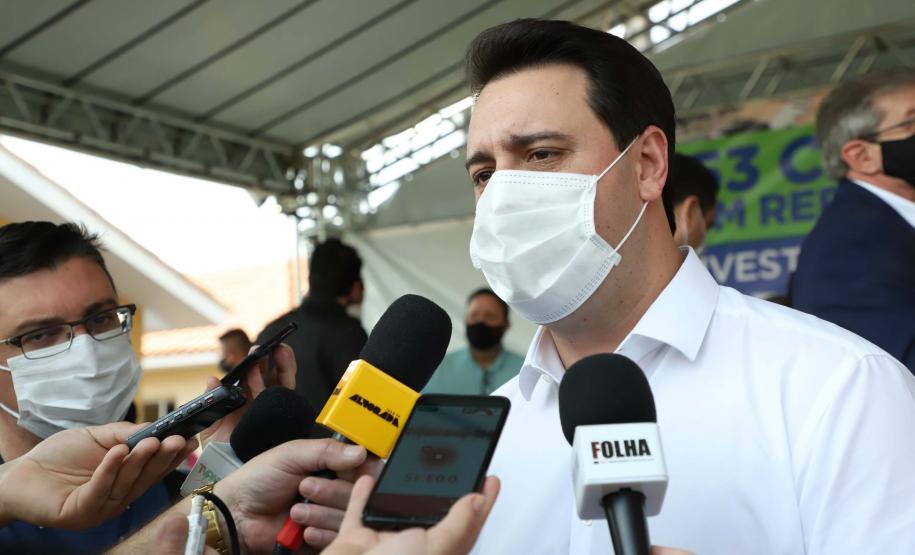 Famílias em vulnerabilidade recebem casas de graça do Estado