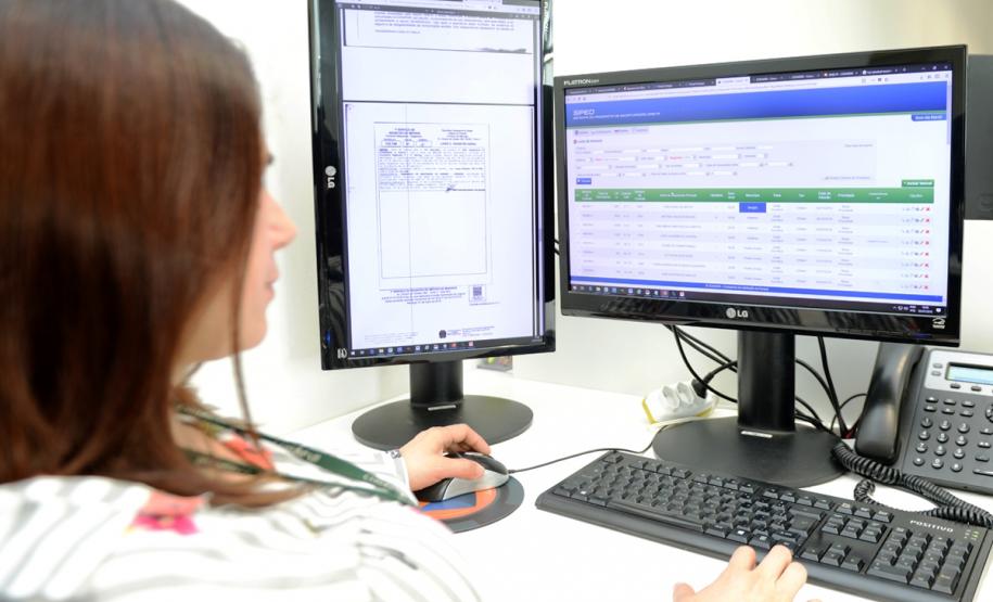 Programa de escrituração direta da Cohapar ganha prêmio nacional