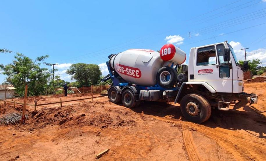 Avançam as obras de moradias populares em Itaguajé e Flórida
