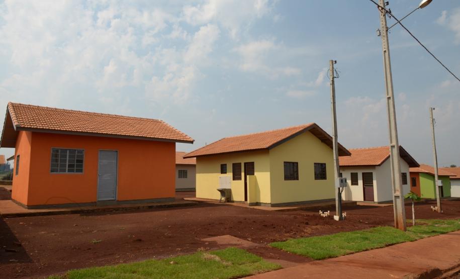 Cohapar atualiza cadastros em Juranda e Moreira Sales