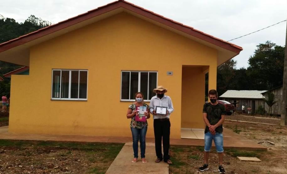 Novas moradias garantem mais qualidade de vida a famílias carentes de Salgado Filho