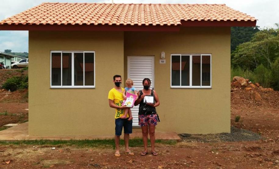 Novas moradias garantem mais qualidade de vida a famílias carentes de Salgado Filho