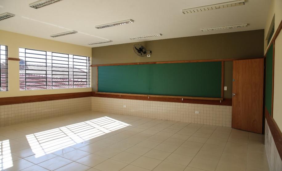 Parceria da Cohapar agiliza conclusão de obras em escolas de todo o Estado