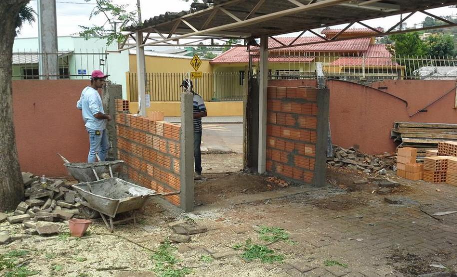 Parceria da Cohapar agiliza conclusão de obras em escolas de todo o Estado