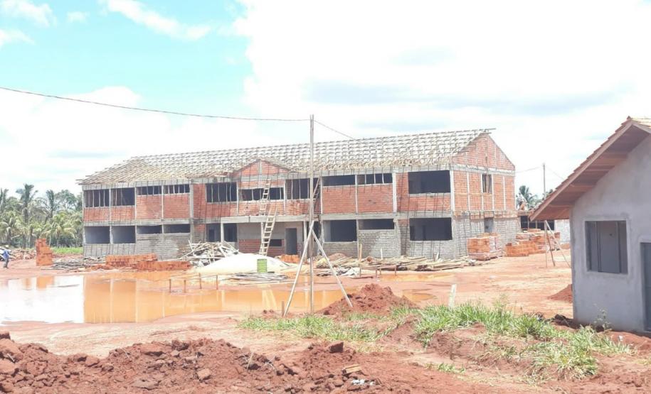 Parceria da Cohapar agiliza conclusão de obras em escolas de todo o Estado