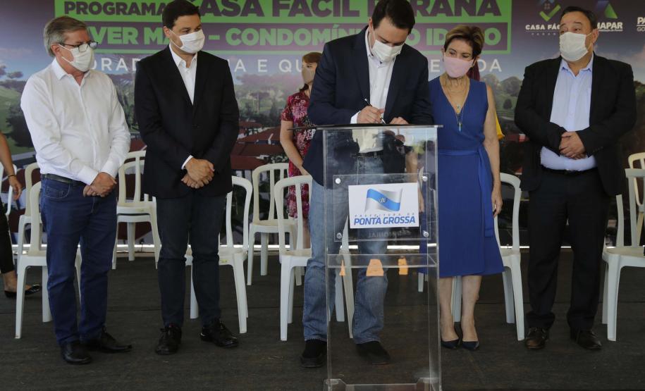 Governador autoriza construção de Condomínio do Idoso em Ponta Grossa