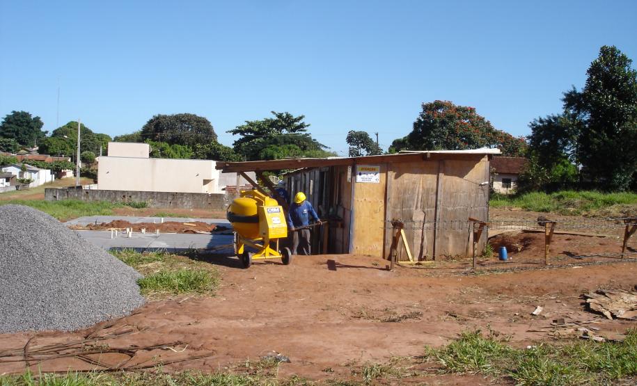 imagens de obra Cruzeiro do Oeste