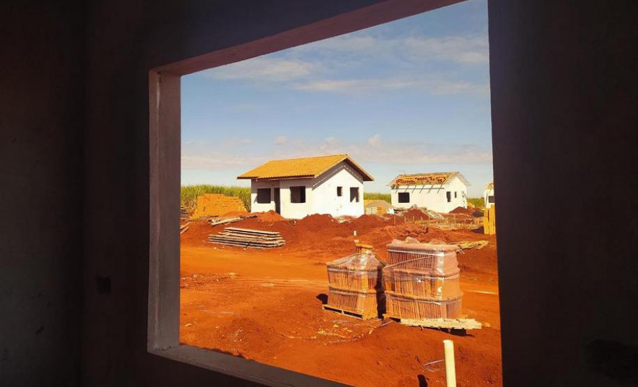 Construção de casas para famílias em vulnerabilidade avança no Vale do Ivaí